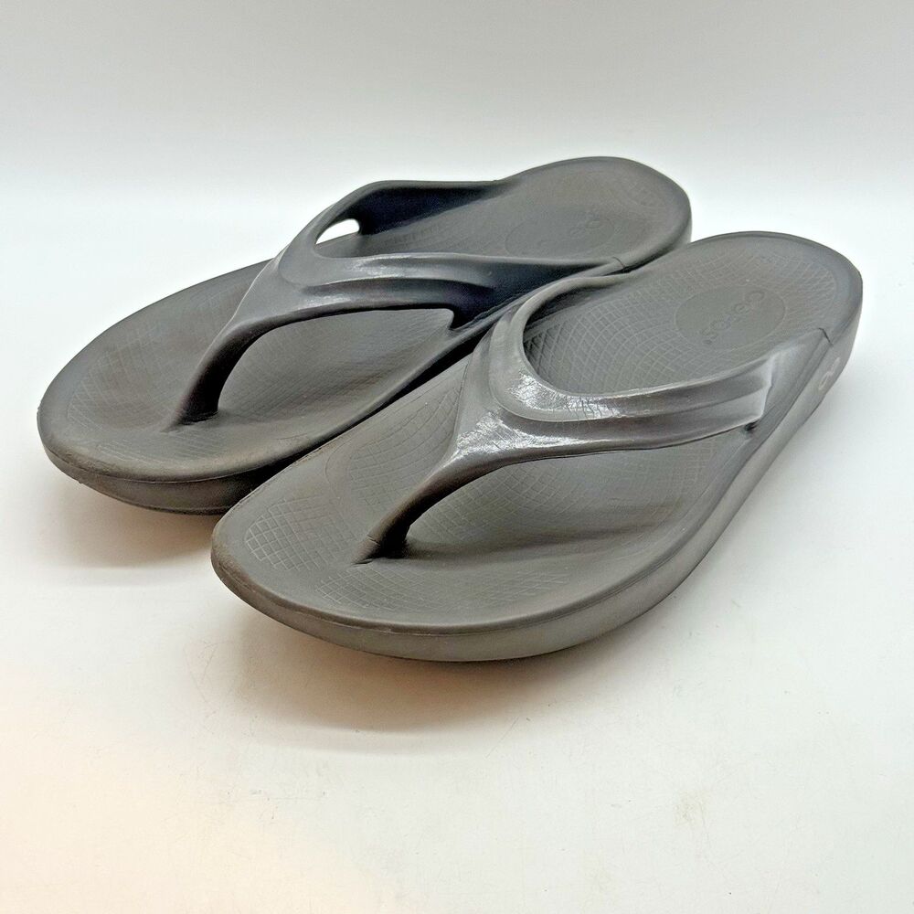 OOFOS OOlala Recovery Thong Sandals Women's 10 Gray Glossy Comfort Flip Flops